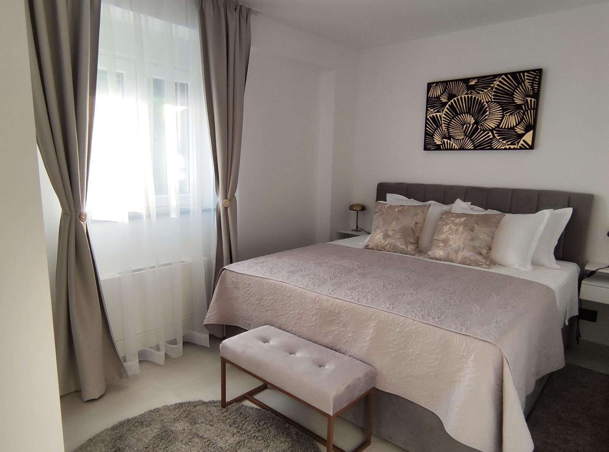 Vivien Apartment *